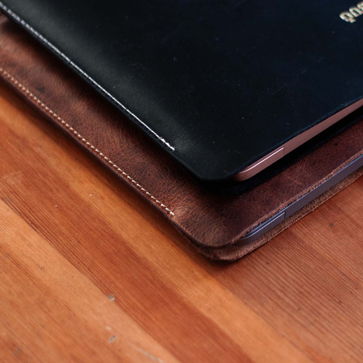 Deri MacBook Kılıfı Çeşitleri 13"/14"/15" Macbook Air ve Macbook Pro