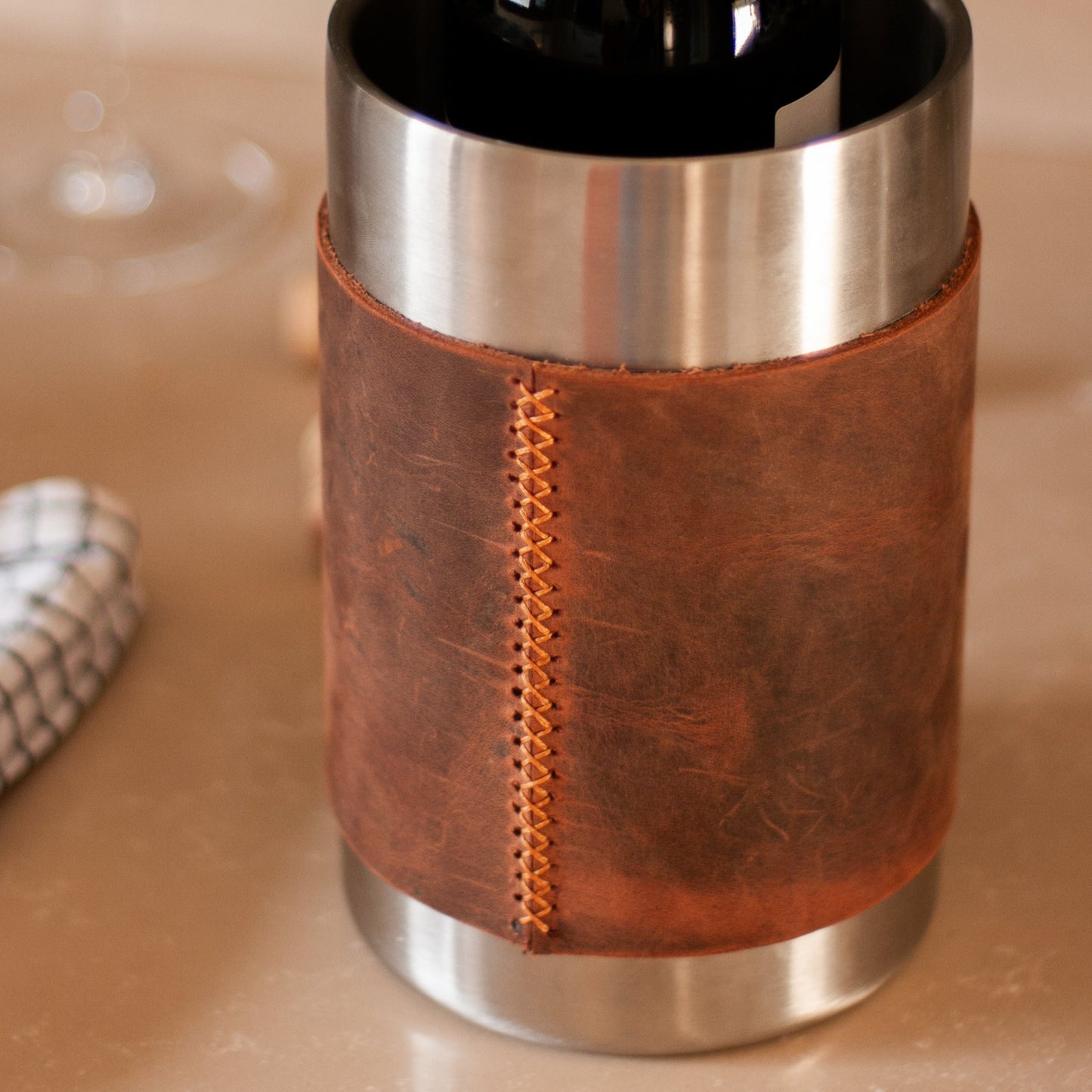 Deri Kaplı Şarap Soğutucu